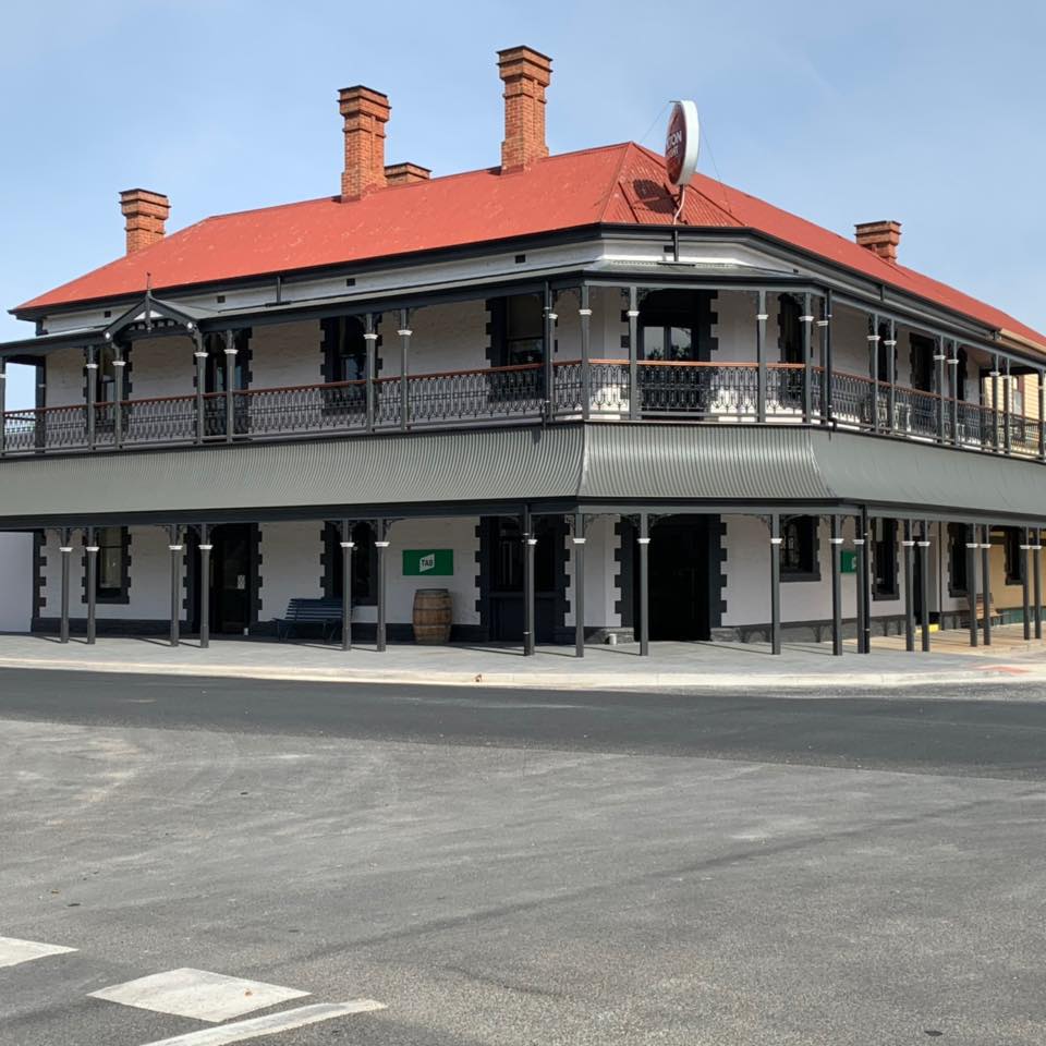Bordertown pub - Copy