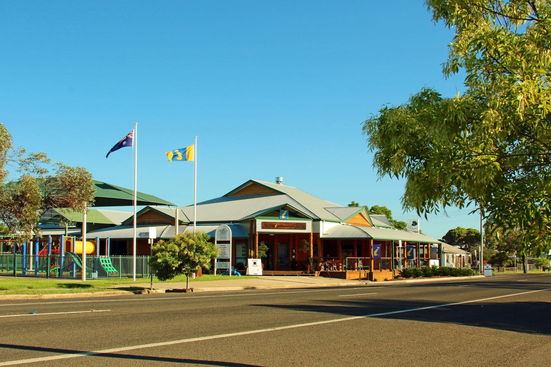 Injune-Information-Centre-at-a-distance-5-MB-min-min