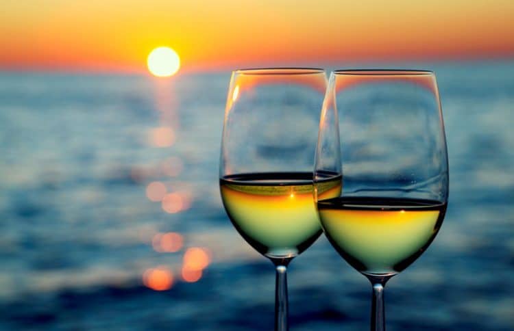 Wine-and-Sea-e1515588297934